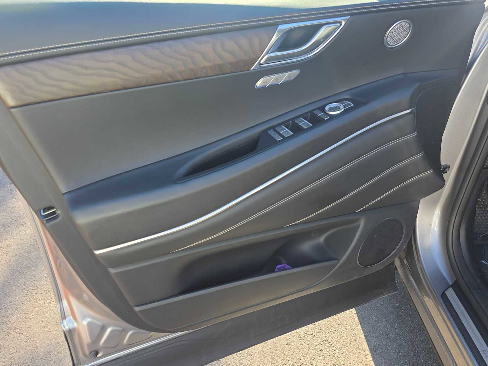 Used 2024 Genesis GV80 2.5T image 23