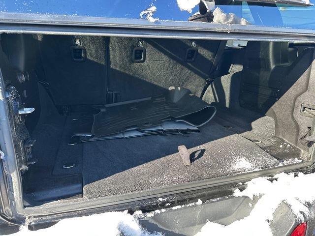 Used 2019 Jeep Wrangler Unlimited Sahara image 13