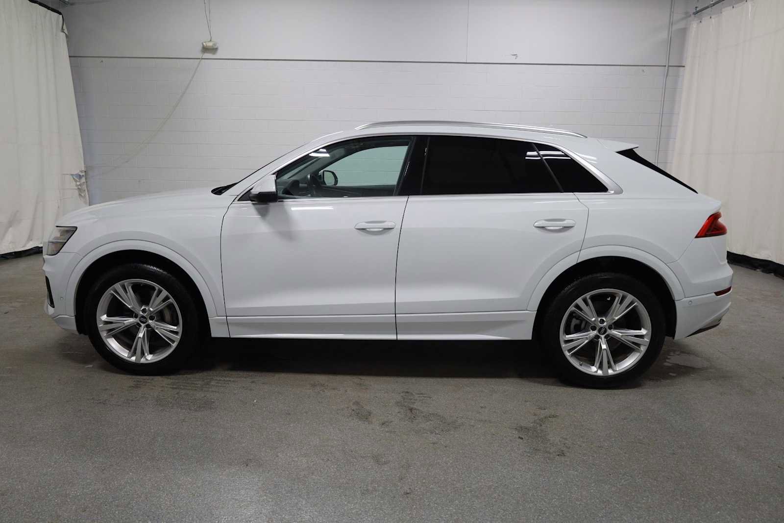 Certified 2023 Audi Q8 Premium Plus w/ Premium Plus Package image 2