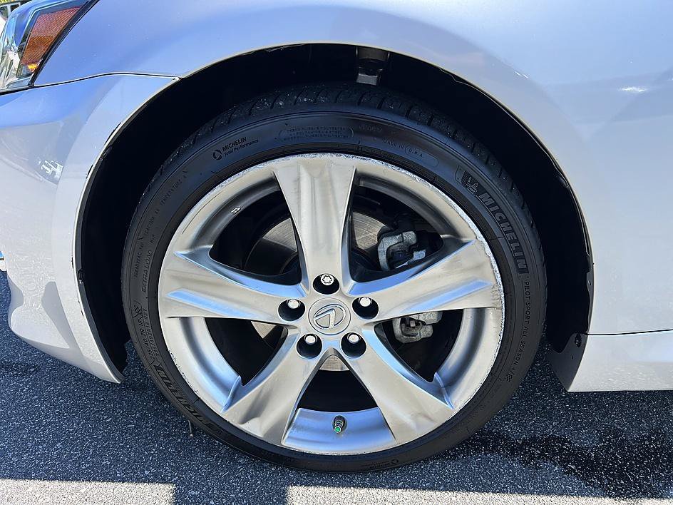 Used 2012 Lexus IS 250C w/ Luxury Pkg RWD image 9