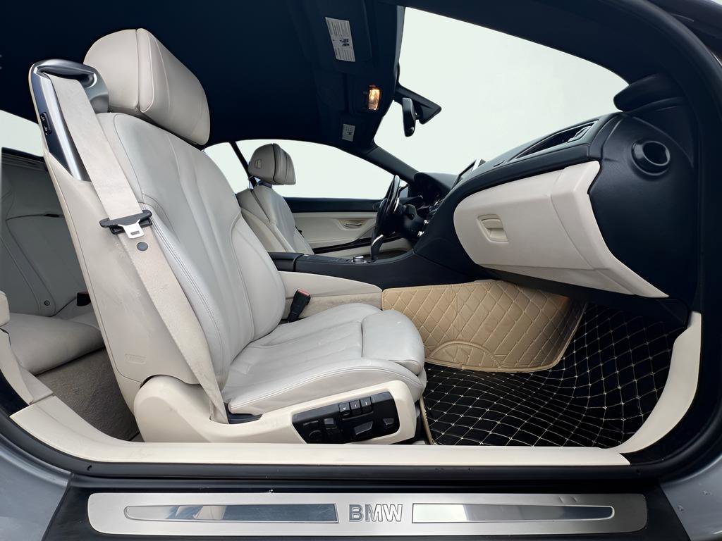 Used 2013 BMW 650i Convertible image 21