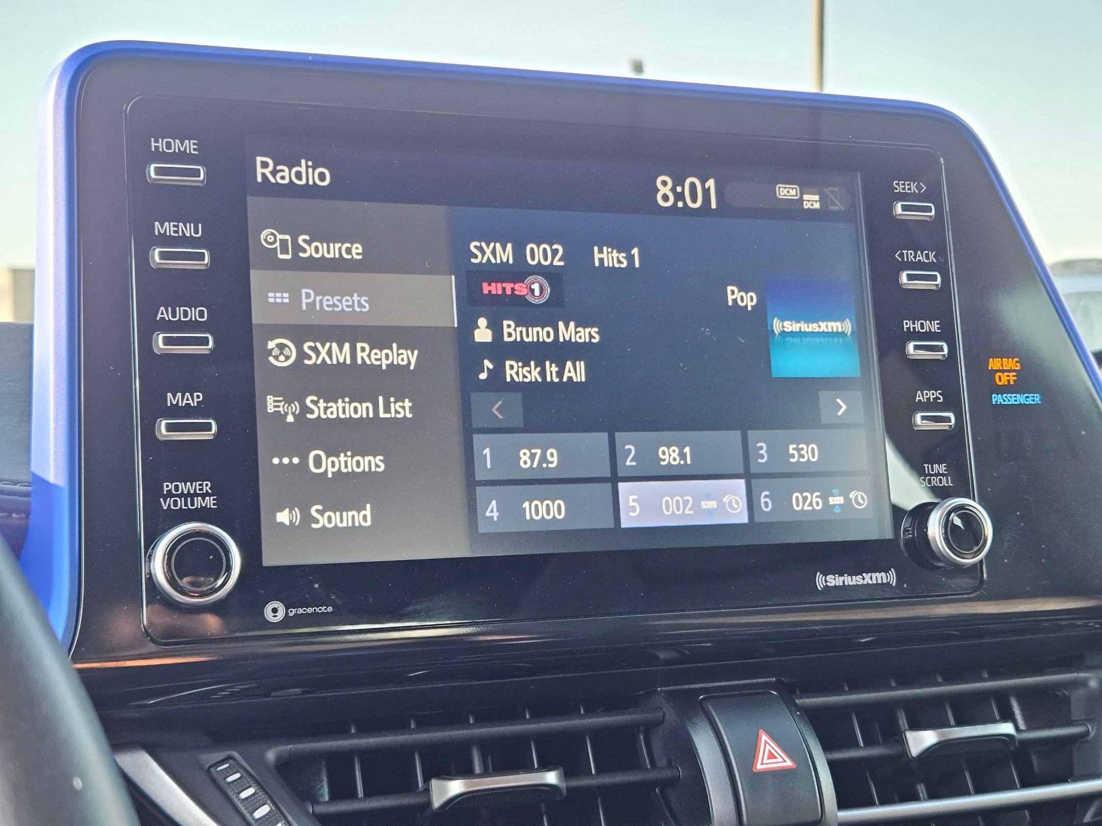 Used 2020 Toyota C-HR XLE FWD image 25