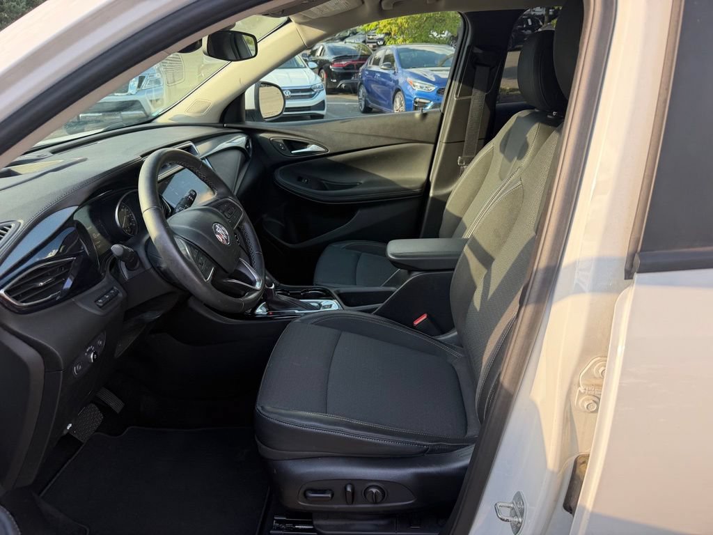 Used 2020 Buick Encore GX Select w/ Advanced Technology Package FWD image 9