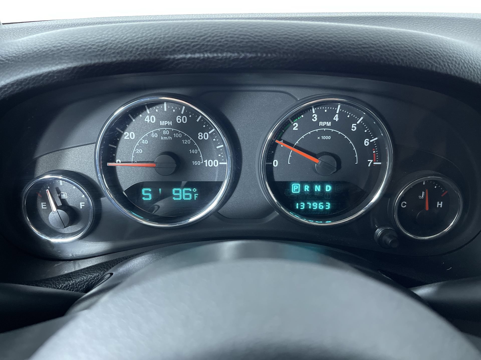 Used 2012 Jeep Wrangler Unlimited Sahara w/ Connectivity Group AWD/4WD image 17
