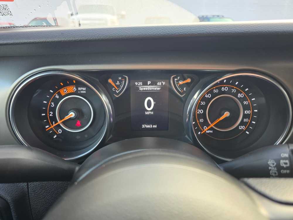 Used 2021 Jeep Wrangler Unlimited Sport AWD/4WD image 14