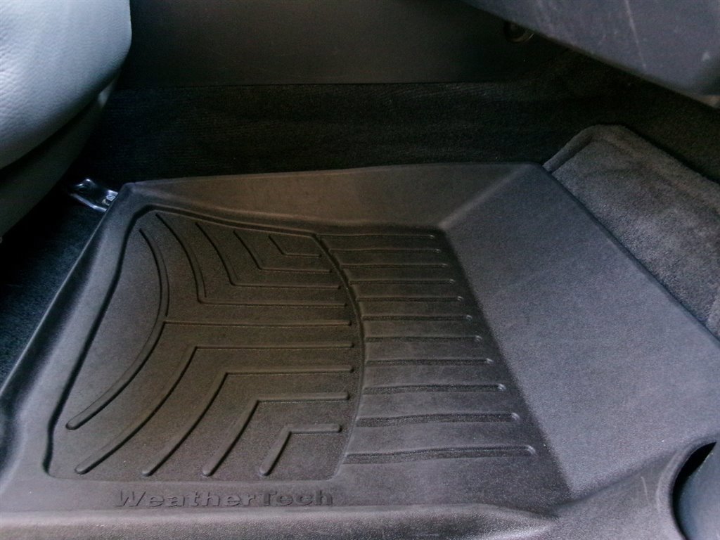 Used 2013 Toyota Sequoia Limited RWD image 16