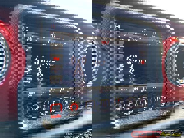 Used 2018 Jeep Wrangler Unlimited Rubicon image 11