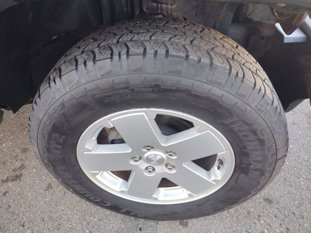 Used 2012 Jeep Wrangler Unlimited Sahara w/ Dual Top Group image 13