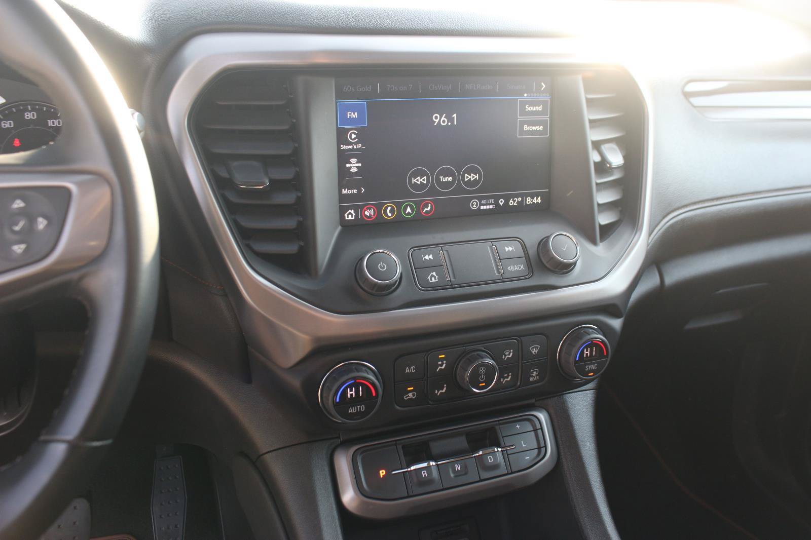 Used 2023 GMC Acadia AT4 AWD/4WD image 22