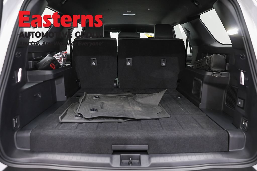 Used 2025 Toyota 4Runner Trailhunter AWD/4WD image 9