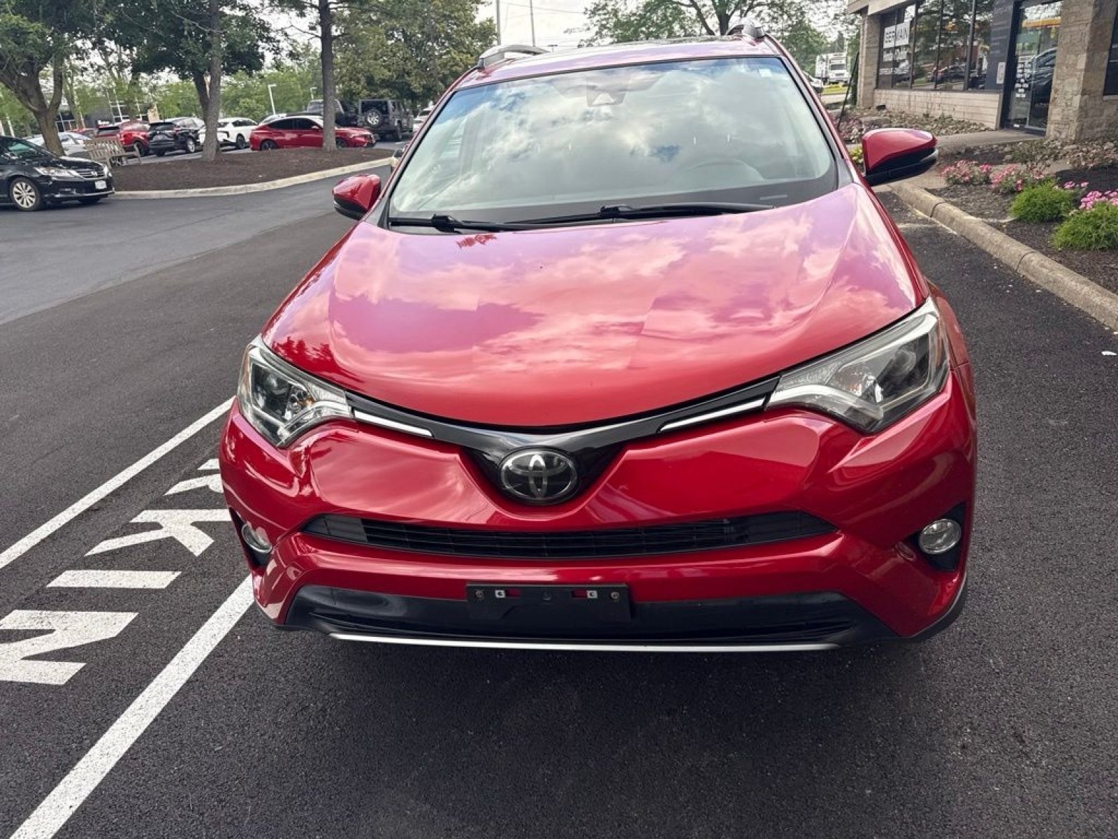 Used 2017 Toyota RAV4 XLE w/ Plus Special Value Package FWD image 10