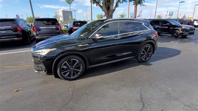 Used 2020 INFINITI QX50 Luxe w/ Navigation Package image 4