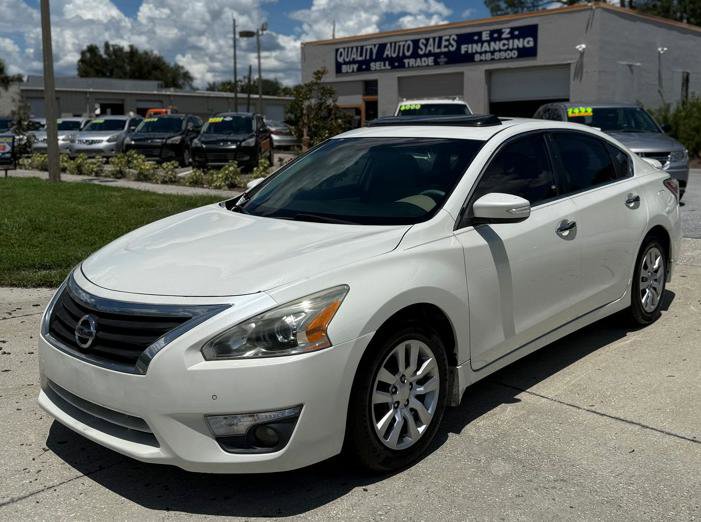 Used 2015 Nissan Altima 3.5 SL image 1