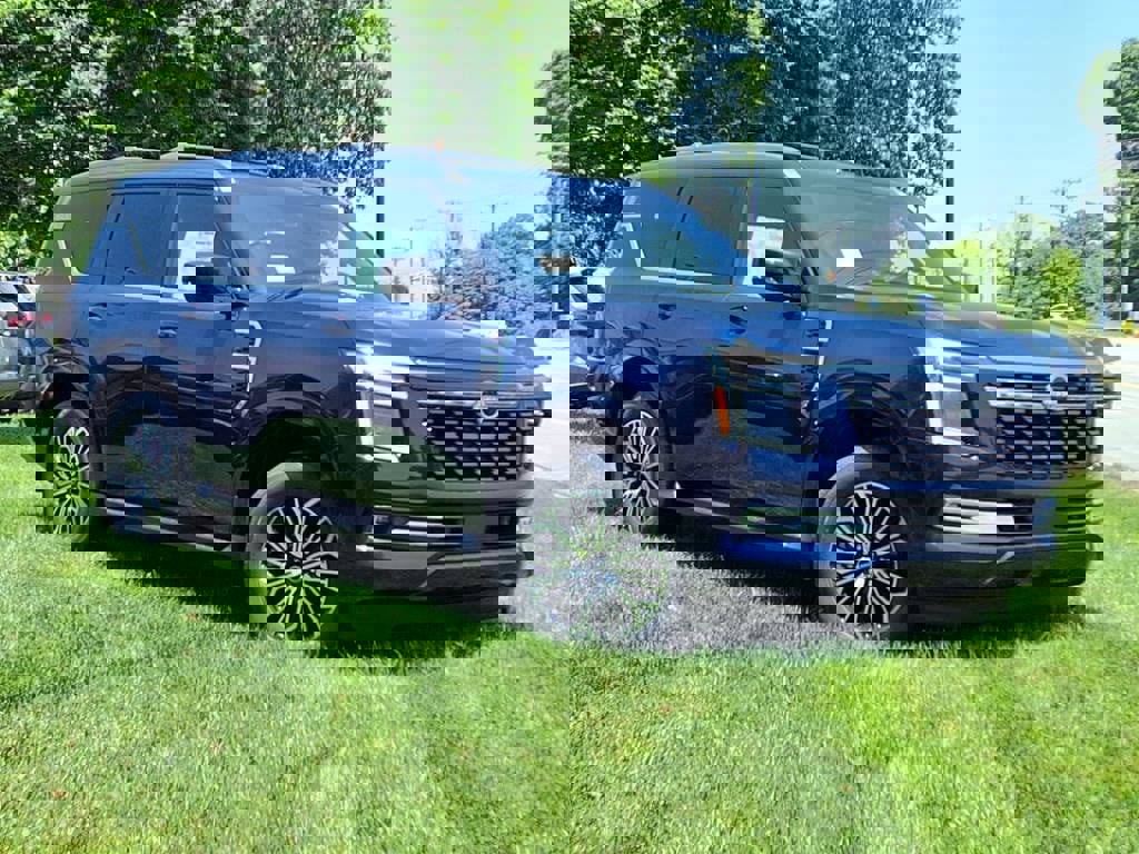 New 2025 Nissan Armada Platinum