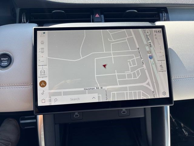 New 2026 Land Rover Discovery Sport Landmark image 24