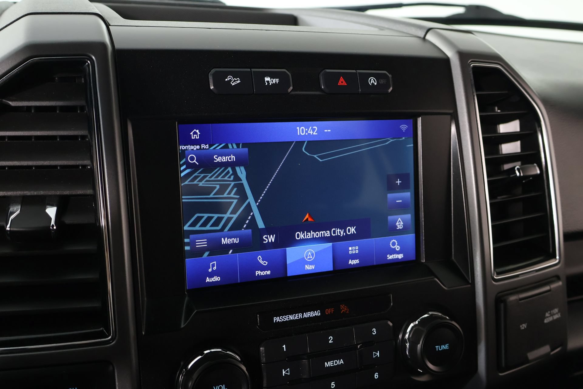Used 2020 Ford F150 XLT w/ Equipment Group 302A Luxury AWD/4WD image 7
