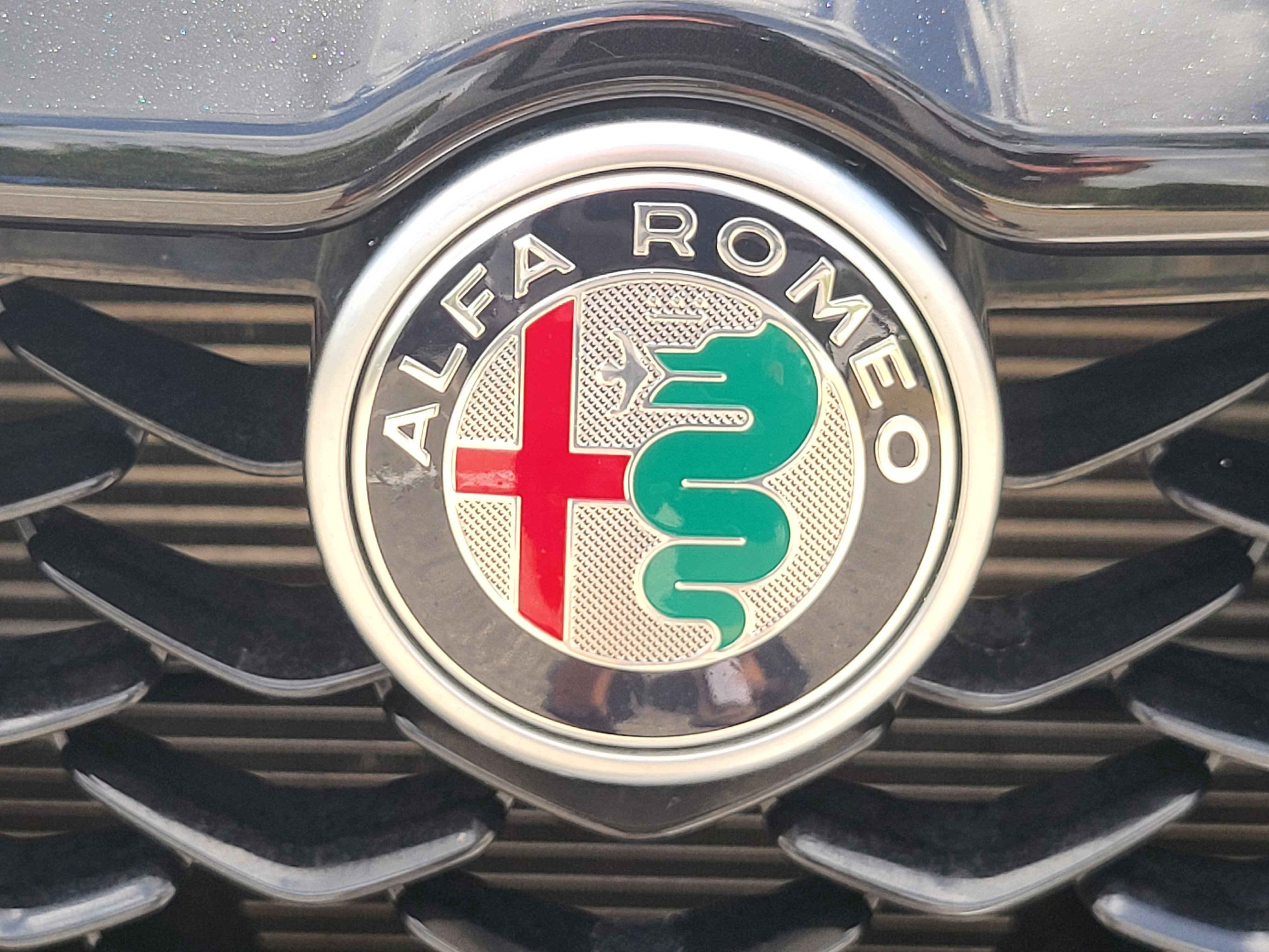 Used 2024 Alfa Romeo Stelvio Sprint image 10