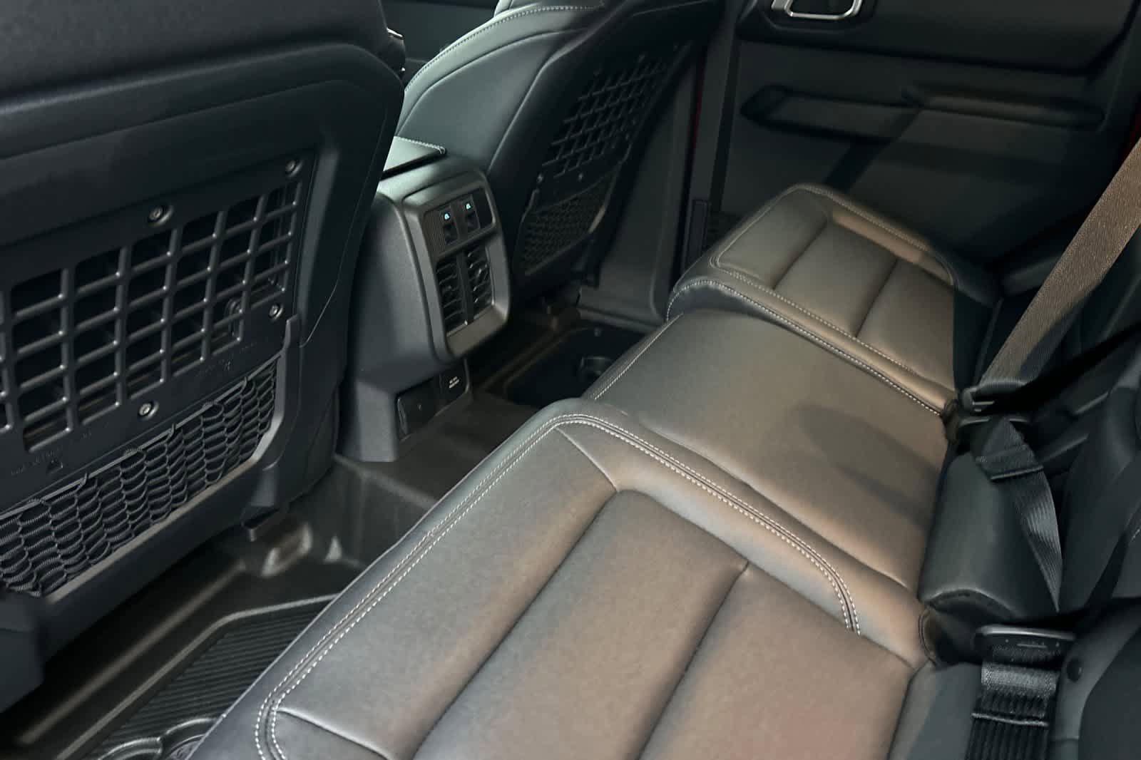 New 2025 Ford Bronco Badlands image 4