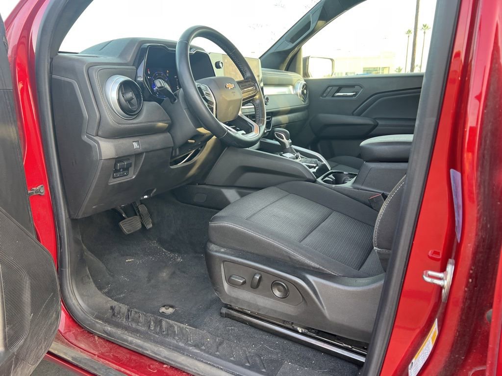 Certified 2023 Chevrolet Colorado LT w/ LT Convenience Package II image 9