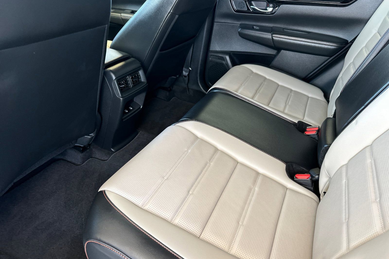 Certified 2024 Honda CR-V Sport Touring image 12