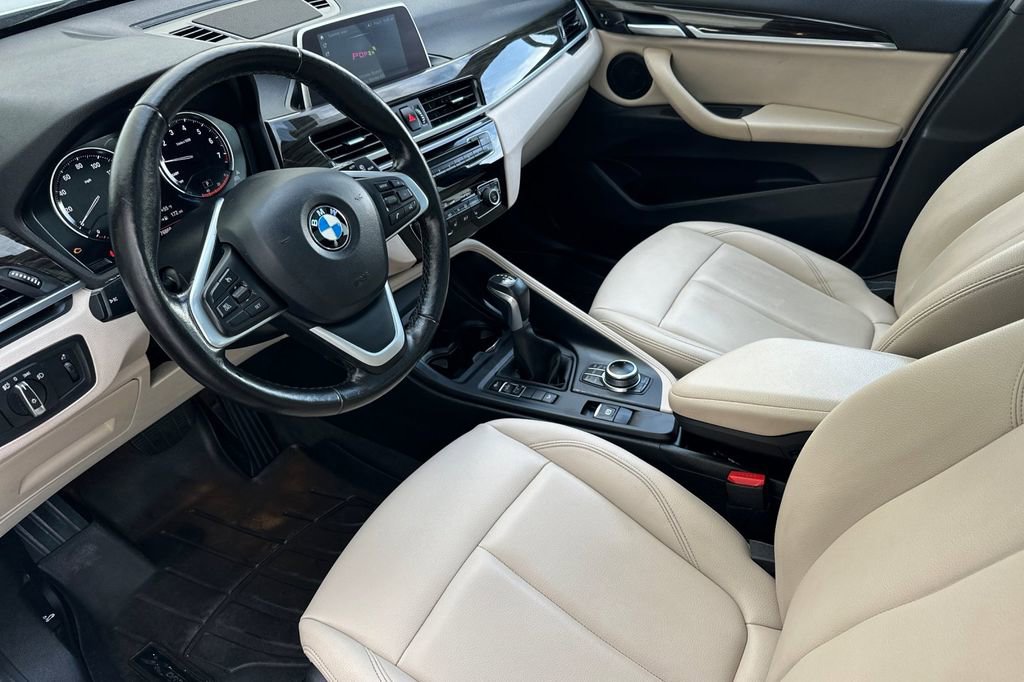 Used 2018 BMW X1 xDrive28i w/ Convenience Package image 9