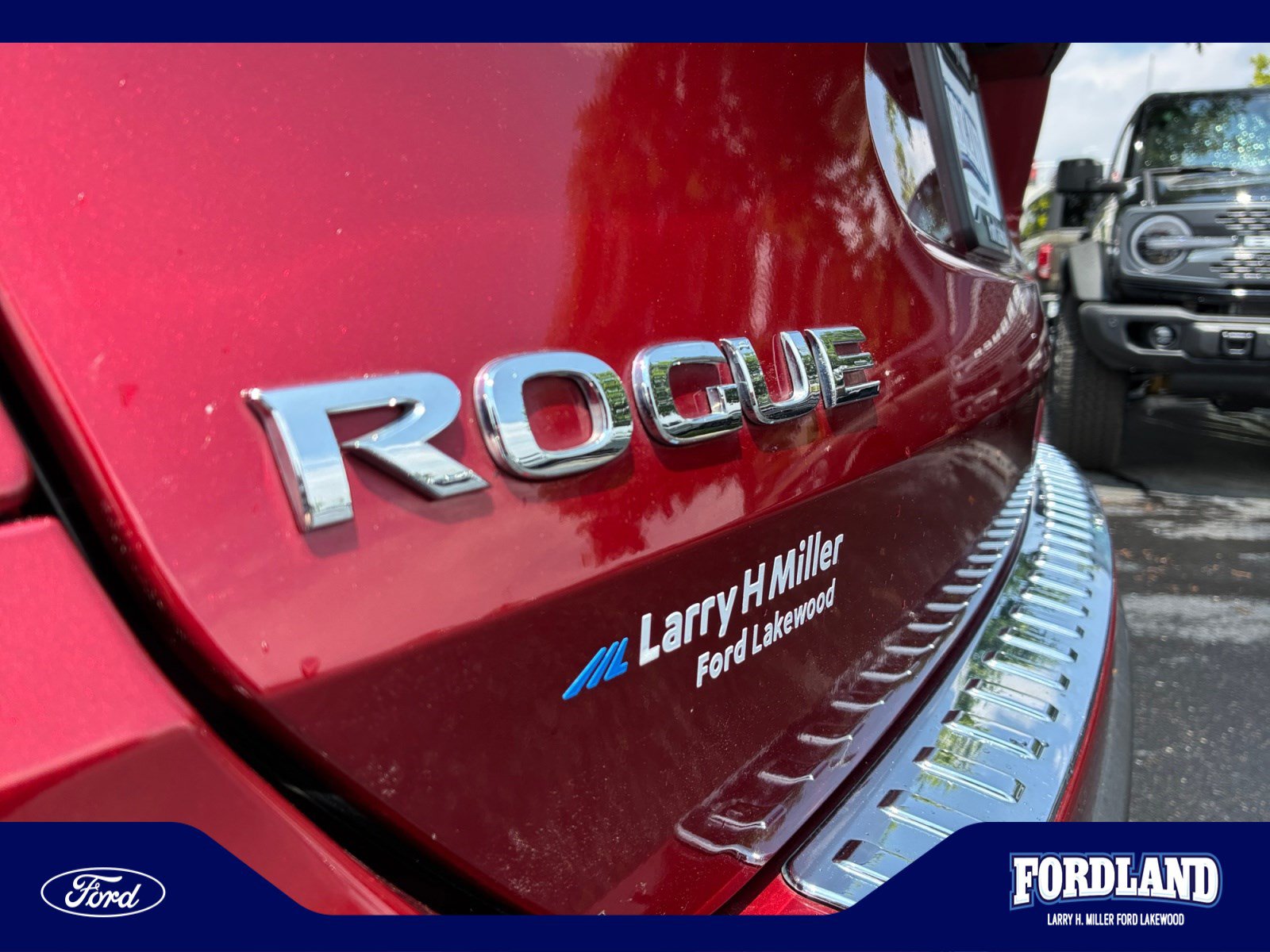 Used 2018 Nissan Rogue SL w/ Premium Package FWD image 23