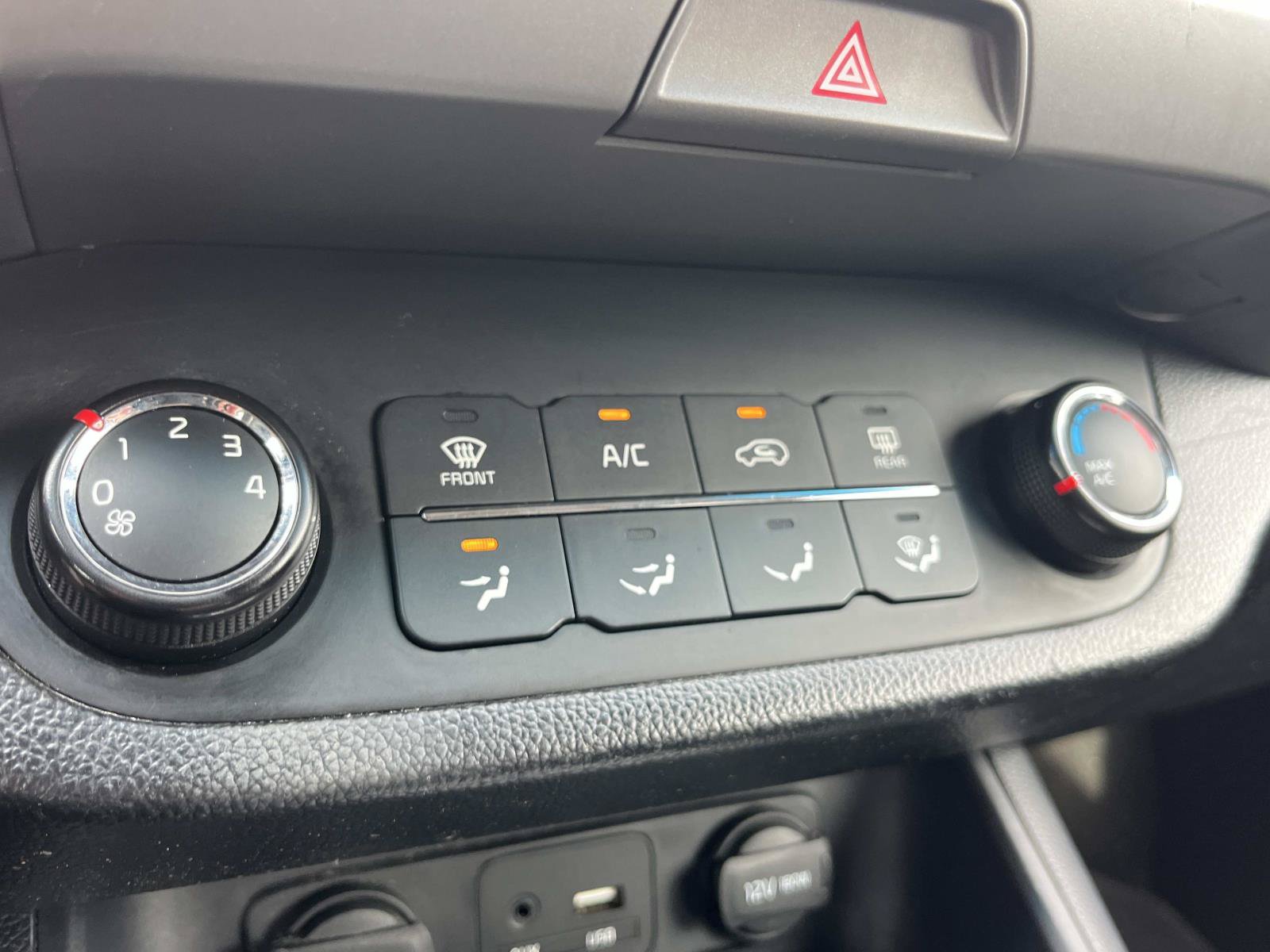 Used 2016 Kia Sportage LX FWD image 34