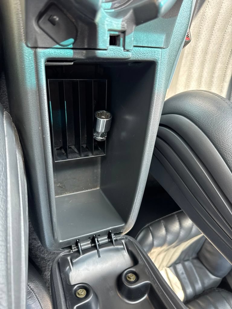 Used 1993 Pontiac Firebird Formula RWD image 30