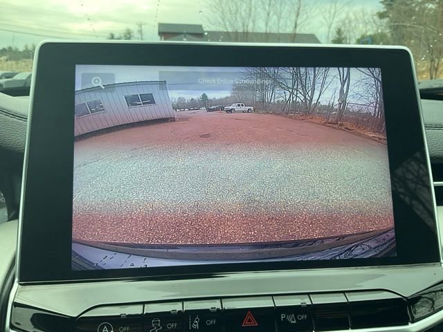 Used 2025 Jeep Compass Limited image 29