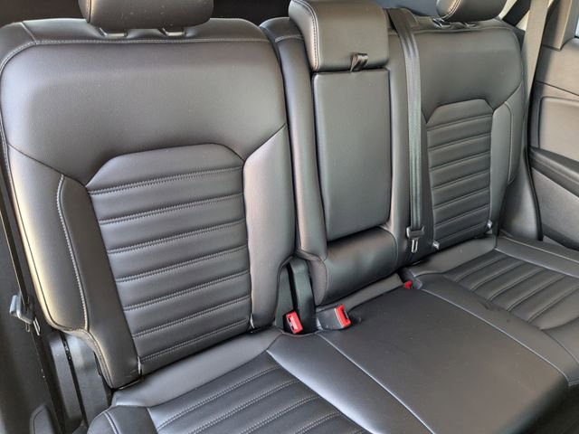 Used 2019 Ford Edge SEL w/ Equipment Group 201A image 32