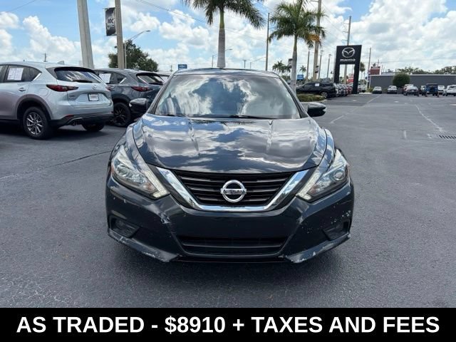 Used 2017 Nissan Altima 2.5 SL w/ 2.5 Technology Package FWD image 2