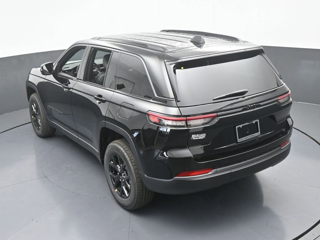 New 2026 Jeep Grand Cherokee Altitude RWD image 42