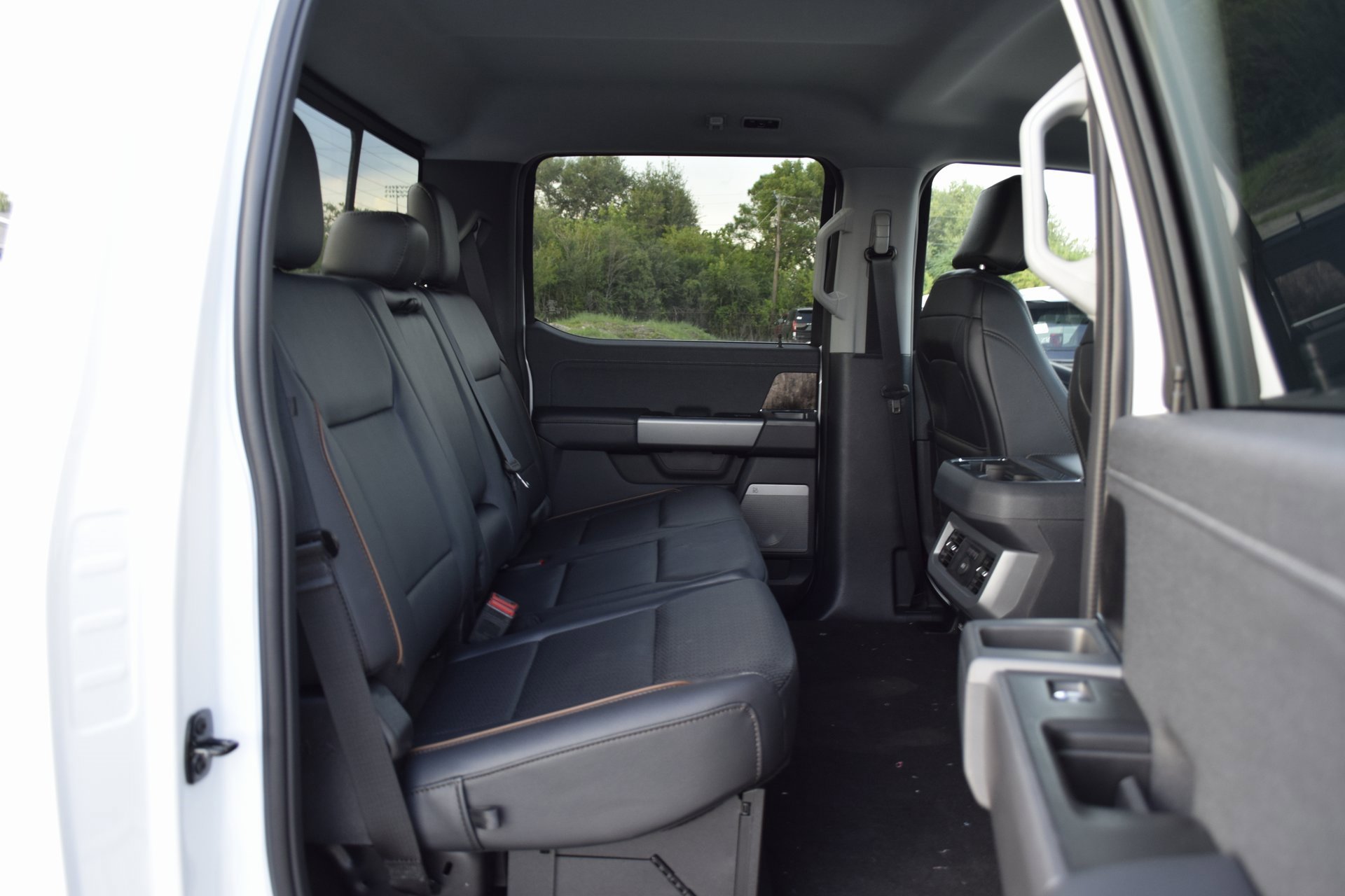 New 2026 Ford F250 Lariat w/ Lariat Premium Package image 22