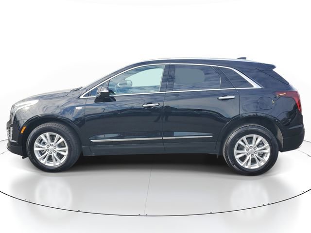 Certified 2025 Cadillac XT5 Luxury w/ LPO, Floor Liner Package AWD/4WD image 2
