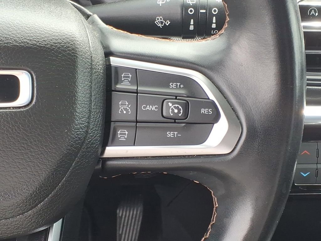 Used 2022 Jeep Compass Limited image 18