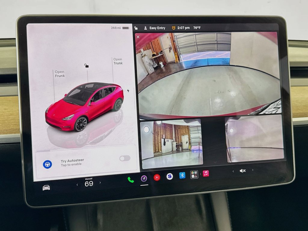 Used 2023 Tesla Model Y Long Range AWD/4WD image 23