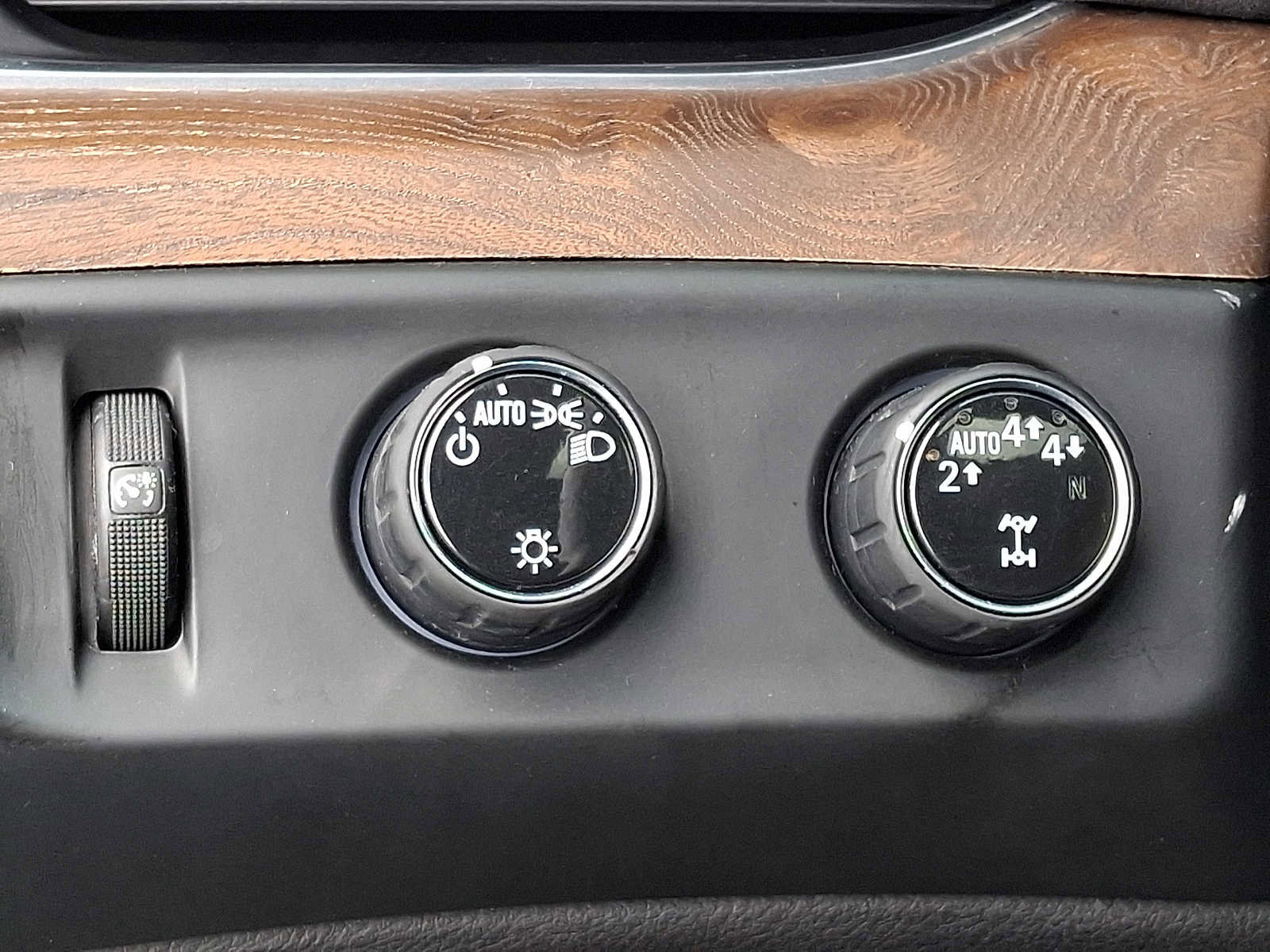 Used 2019 Cadillac Escalade Luxury image 26