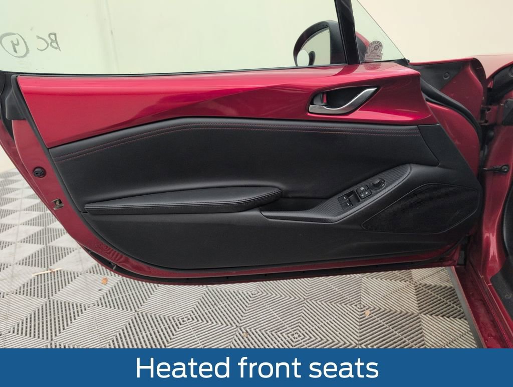 Used 2017 MAZDA MX-5 Miata RF Grand Touring image 37