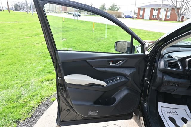 Used 2023 Subaru Ascent Premium w/ Convenience Package image 27