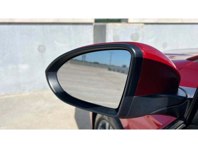 Used 2023 Volkswagen Jetta SE image 14