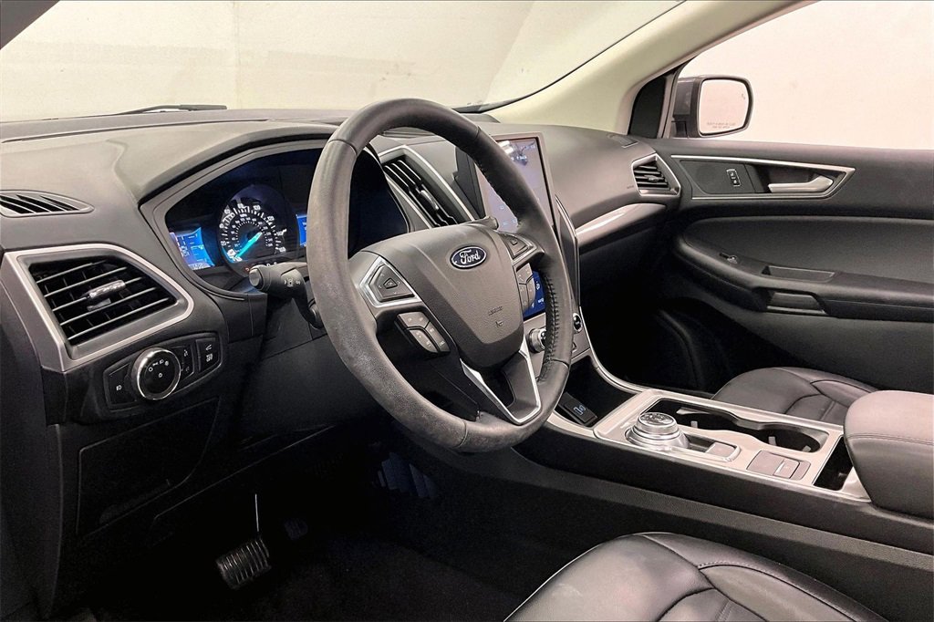 Used 2023 Ford Edge SEL w/ Convenience Package image 13