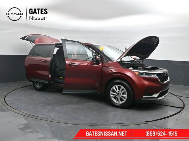 Used 2023 Kia Carnival LX image 59