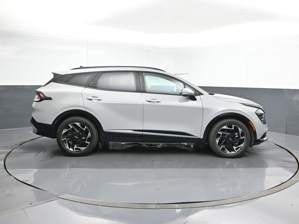 Used 2023 Kia Sportage SX image 6