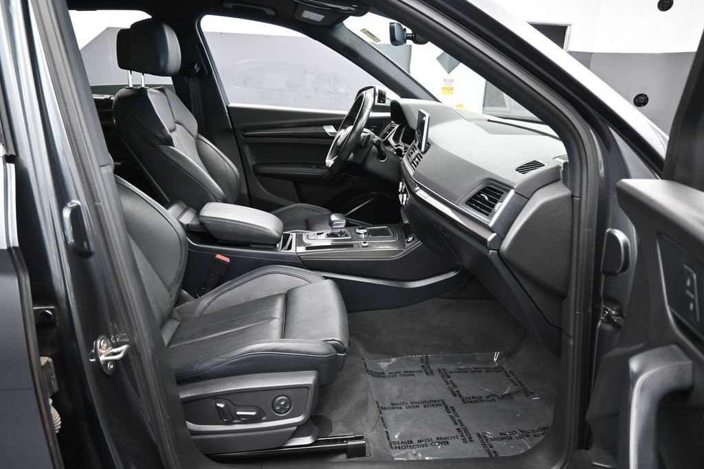 Used 2018 Audi SQ5 Prestige AWD/4WD image 47
