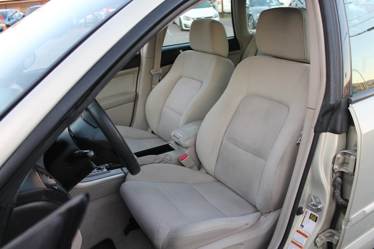 Used 2007 Subaru Outback 2.5i L.L. Bean image 20