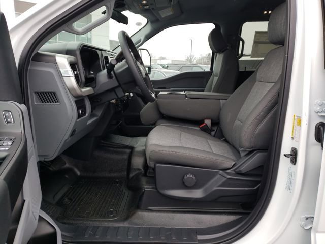 New 2026 Ford F450 XL w/ 360-Degree Camera Package image 17