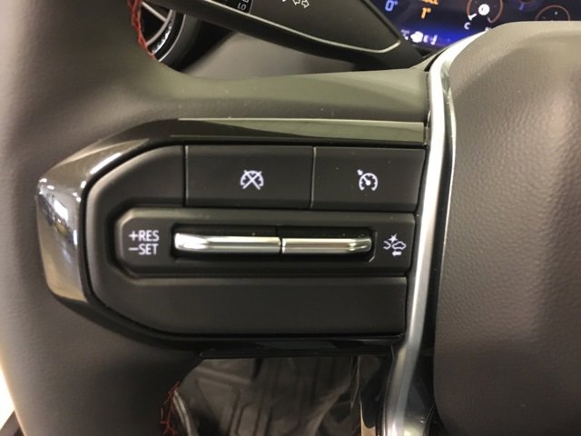 Used 2025 Chevrolet Colorado Z71 w/ Technology Package image 35