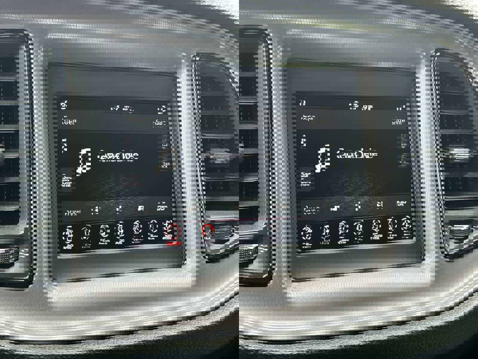 Used 2023 Dodge Challenger SXT w/ Blacktop Package image 13