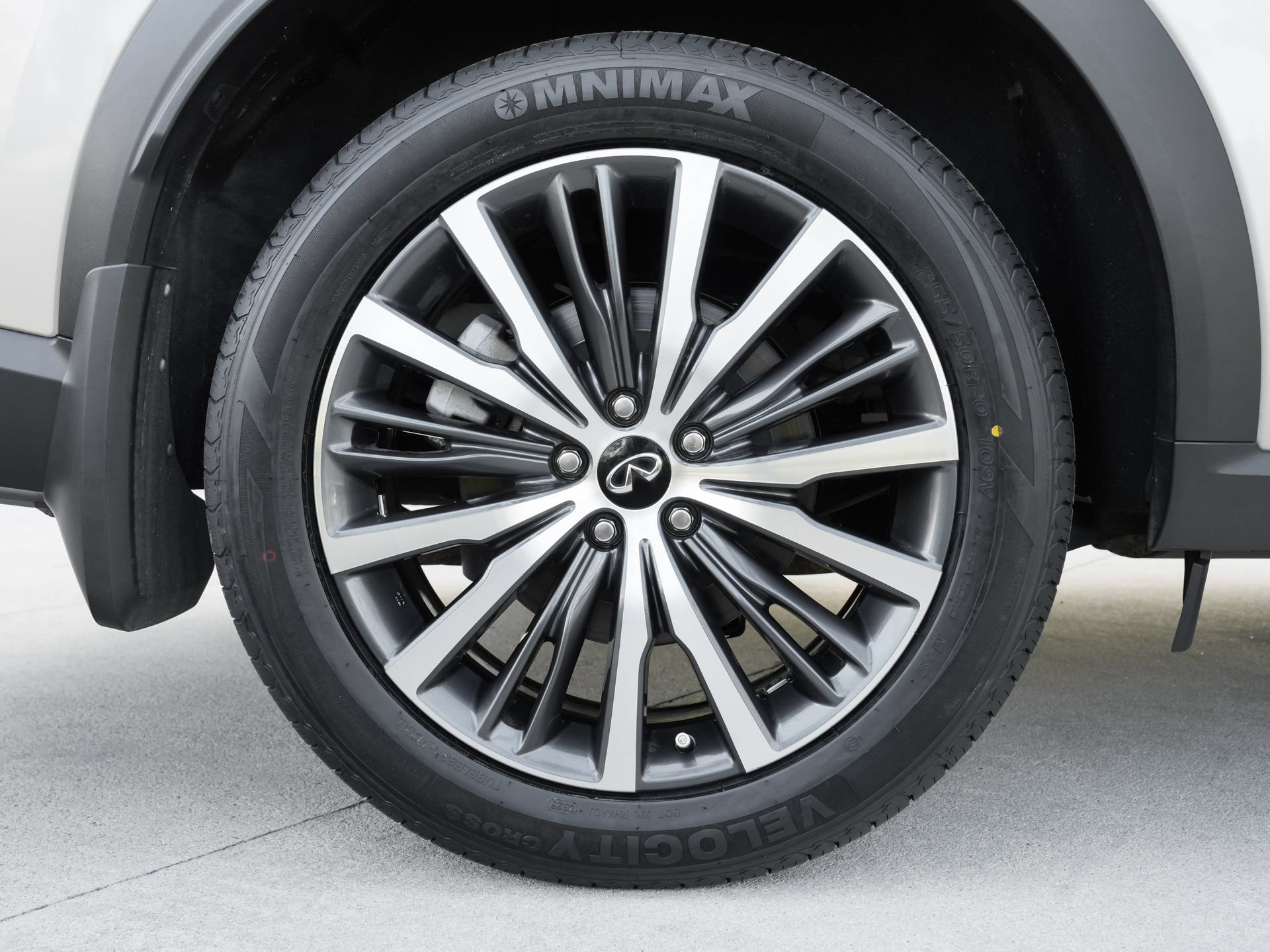 Certified 2023 INFINITI QX60 Sensory w/ Vision Package FWD image 27