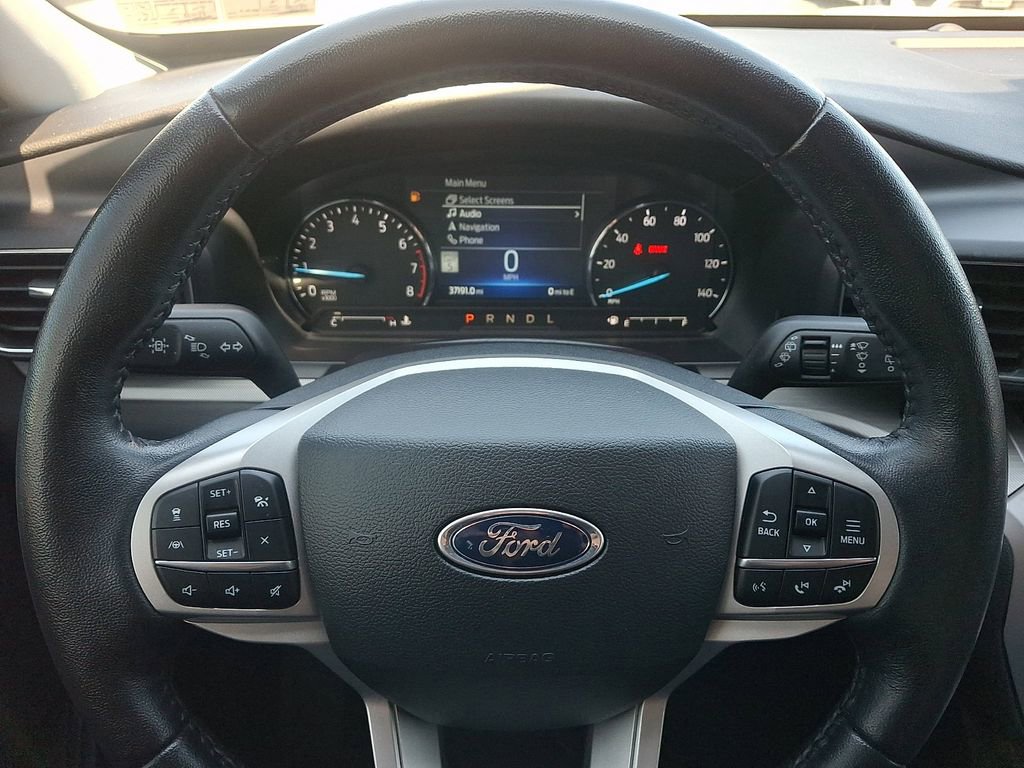 Certified 2023 Ford Explorer XLT w/ Equipment Group 202A AWD/4WD image 21